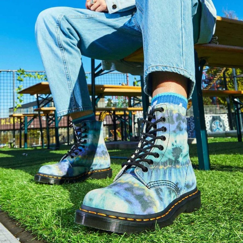 NIB DR MARTEN Lace Up Pascal Canvas Suede Jacquard Tie Dye Combat Boots
